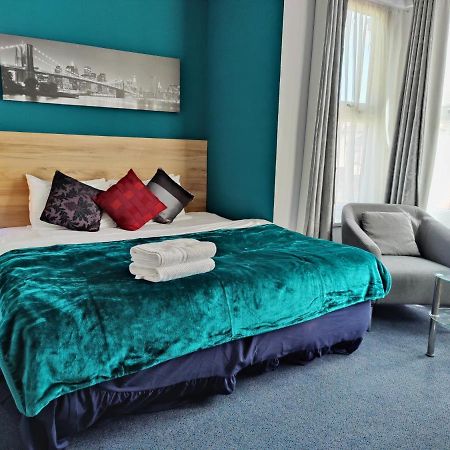 Wellesley Hotel Ilford Kültér fotó