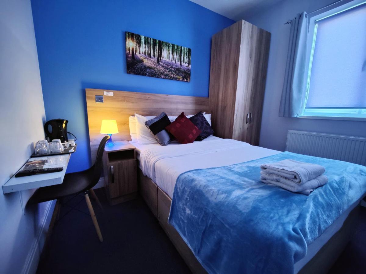 Wellesley Hotel Ilford Kültér fotó